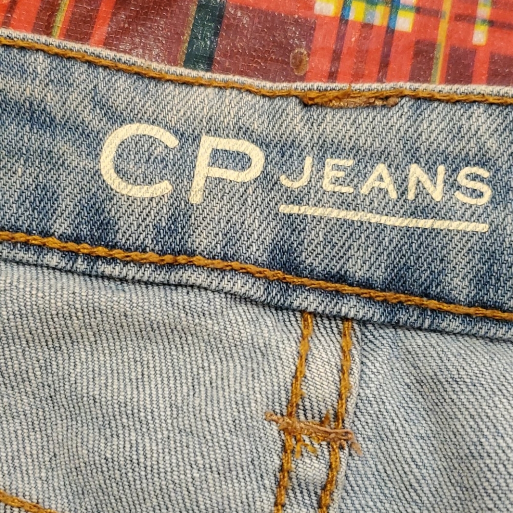 Shorts - Picture 5 of 6